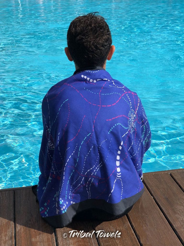 Superblue print body towel - Image 2